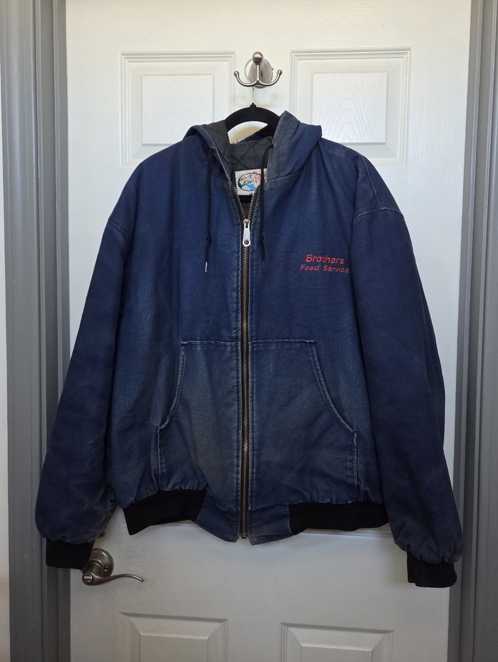 Ozark Mountain Apparel navy blue denim jacket with red embroidery Size XL Grunge